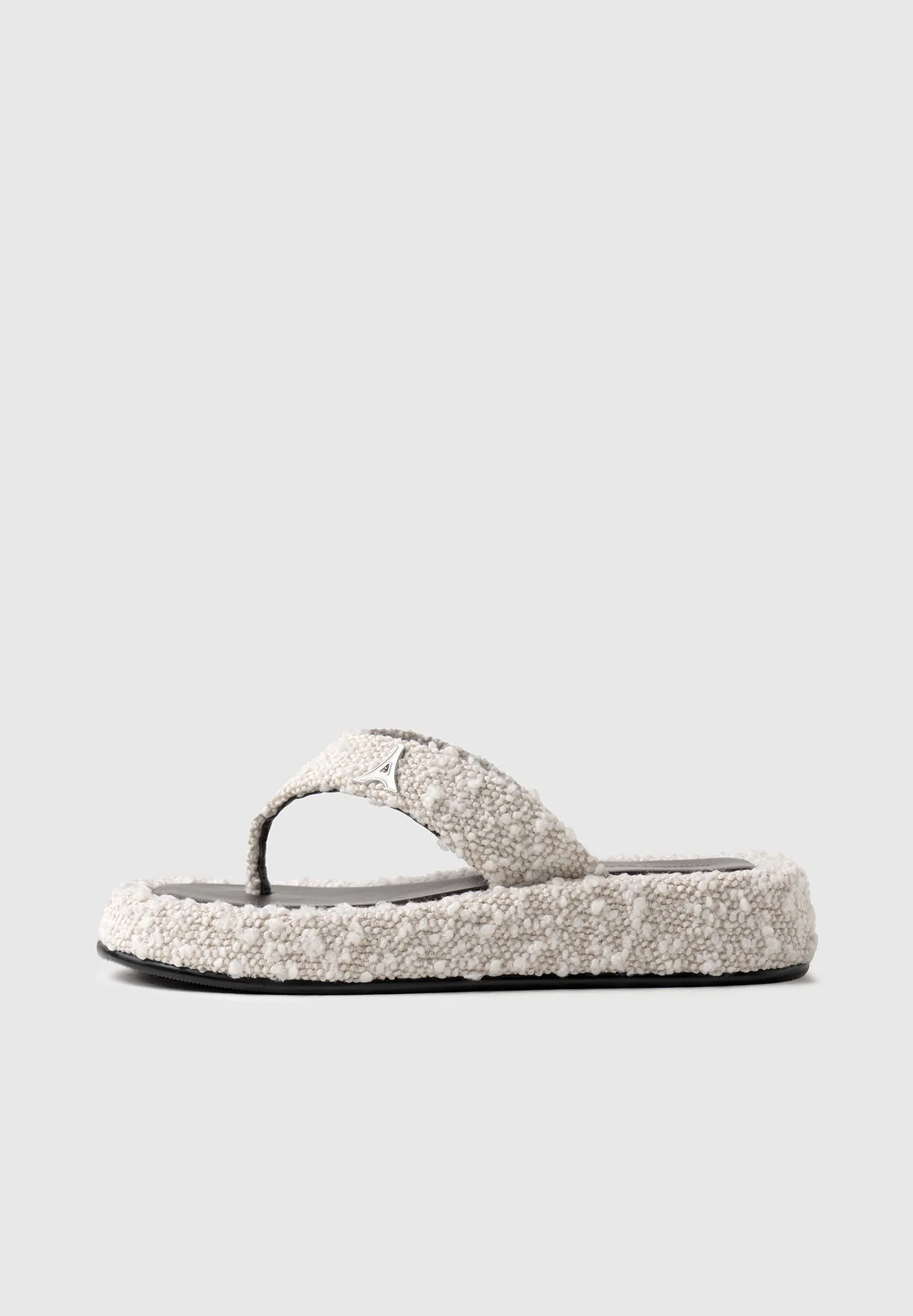 Multipocket Feature Rosalie - Boucle Flatform Sandals - Off White/Brown
