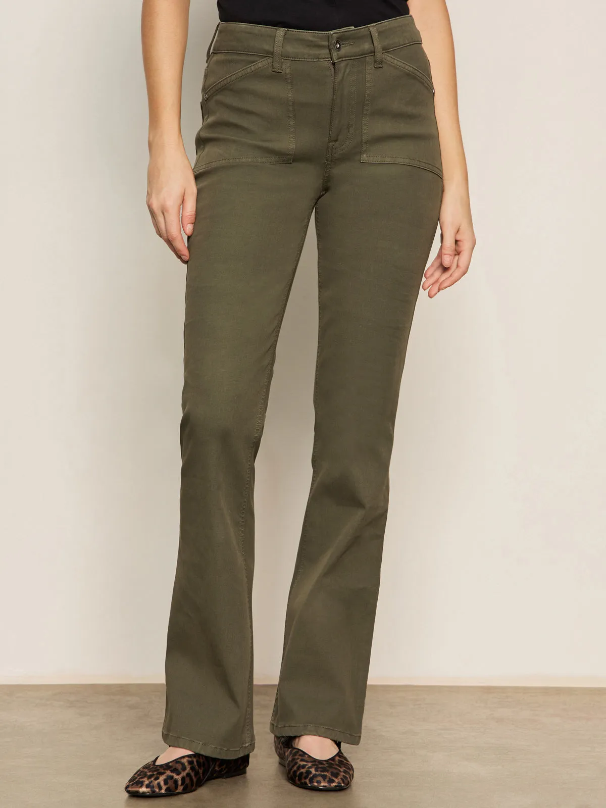 AdjustableDrawstring Sculpted Brook Bootcut Pant Kalamata