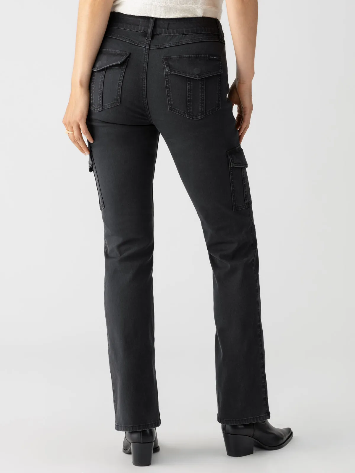 Sculpted Hayden Bootcut Standard Rise Pant Black HiddenPockets SecureCargoPockets