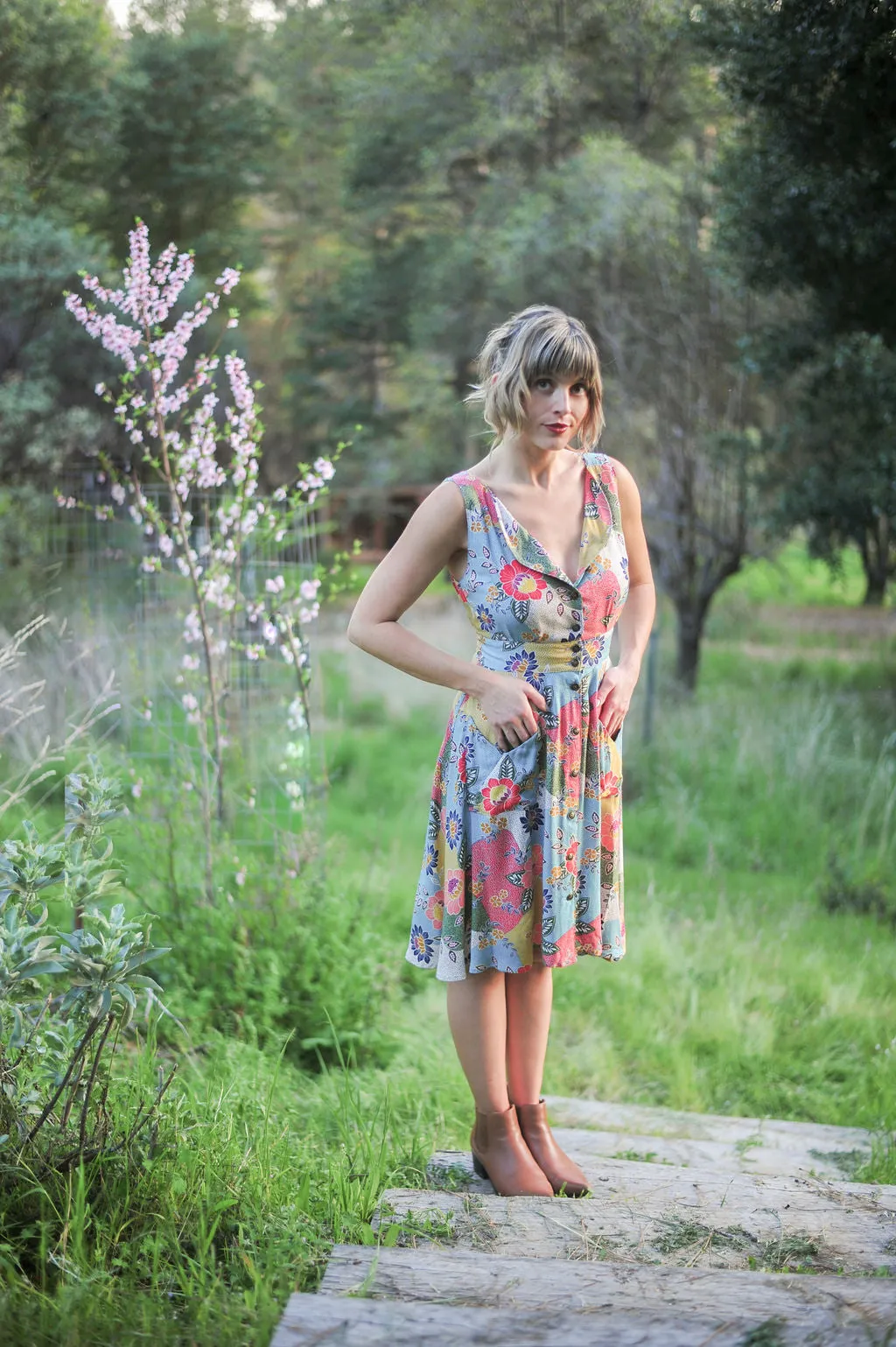 Trendy Silhouette Sheet Dress in Patchwork Party Challis