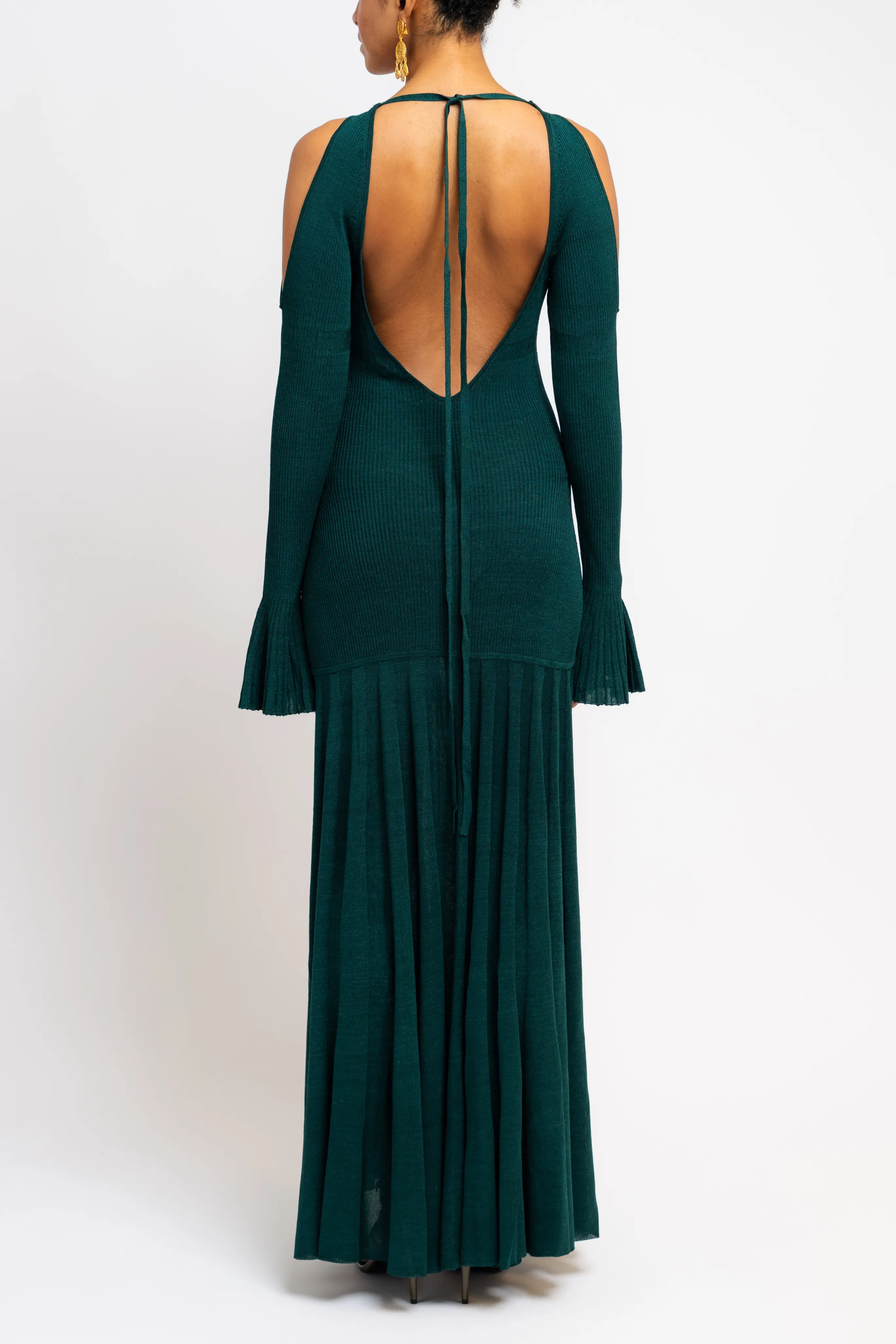 HeatRegulating Layered Hemline Cold Shoulder Multi-Rib Maxi Dress