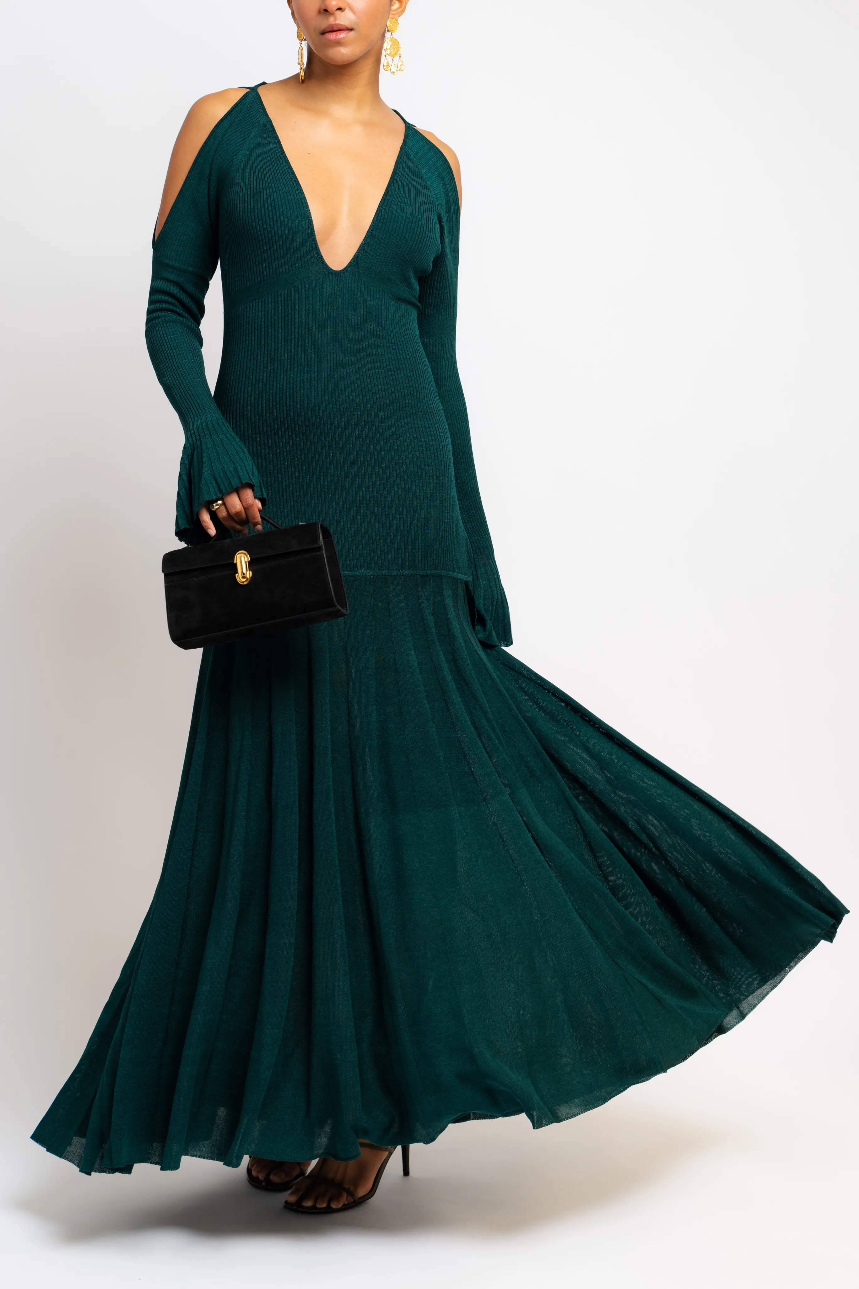 Contemporary Cut CompressionTechnology Cold Shoulder Multi-Rib Maxi Dress