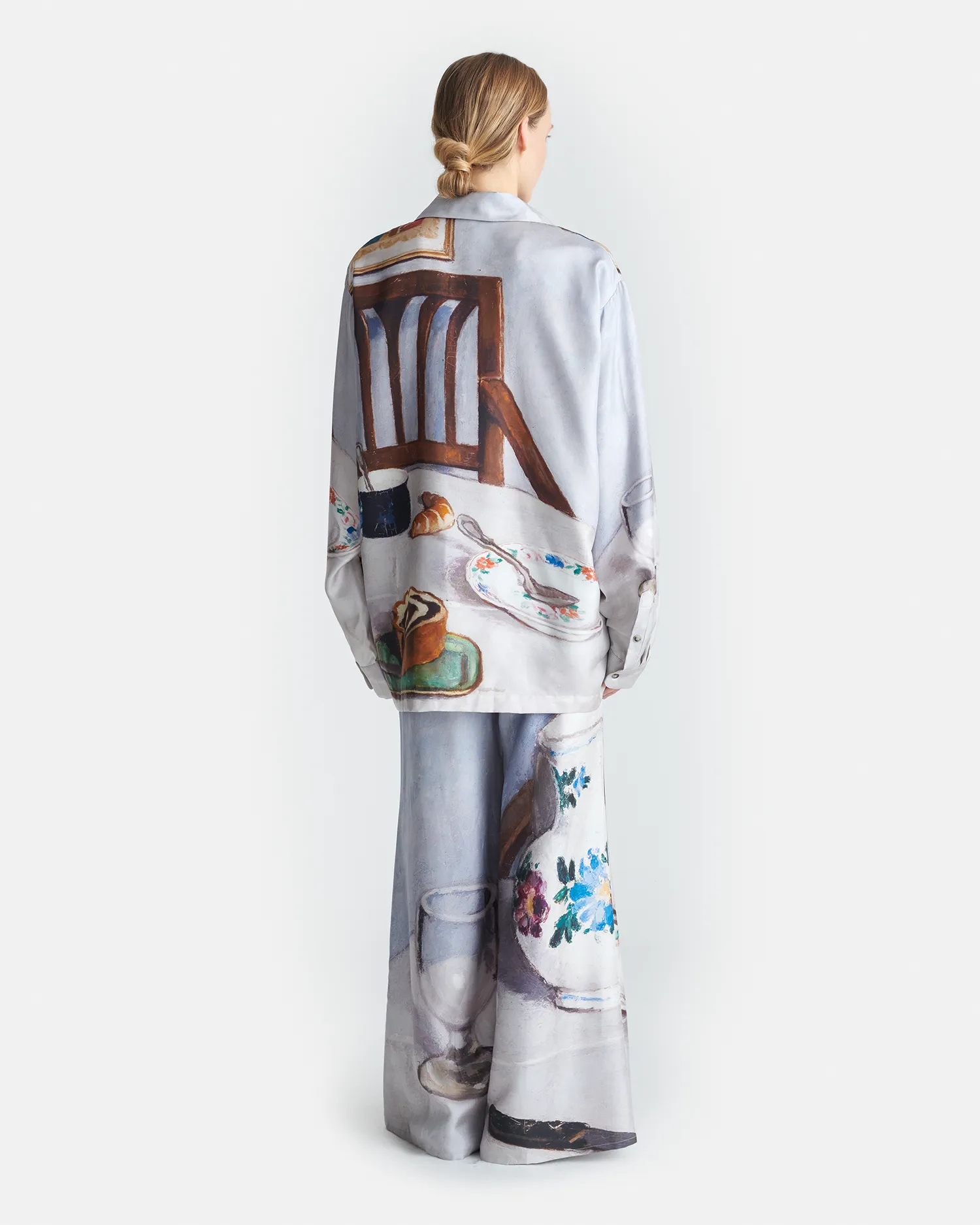 Comfortable Waistband Milon - Printed Flared Silk Twill Pants - Poppyseed Cake