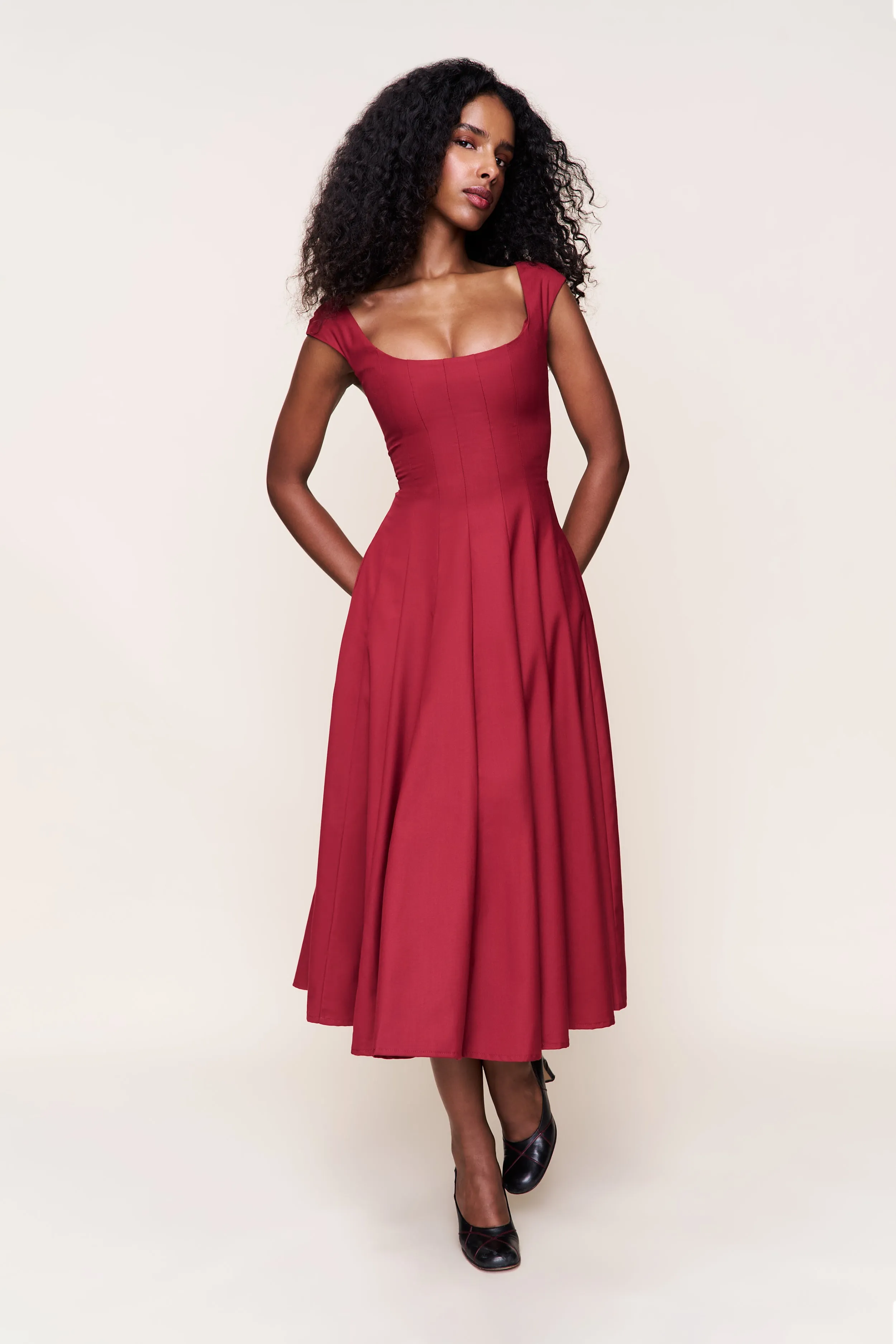 Smart Fashion Red Carpet Leila Dress