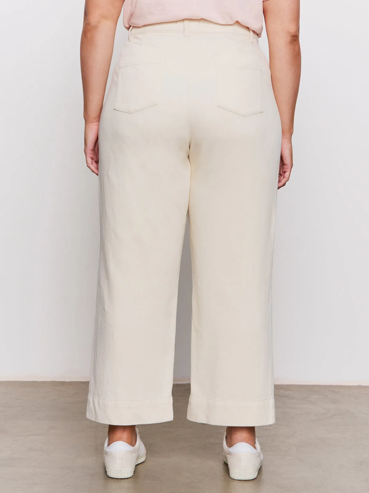 Casual Must-Have Sporty Comfort Soft Marine Wide Leg Standard Rise Crop Pant Macrame Extended Sizing