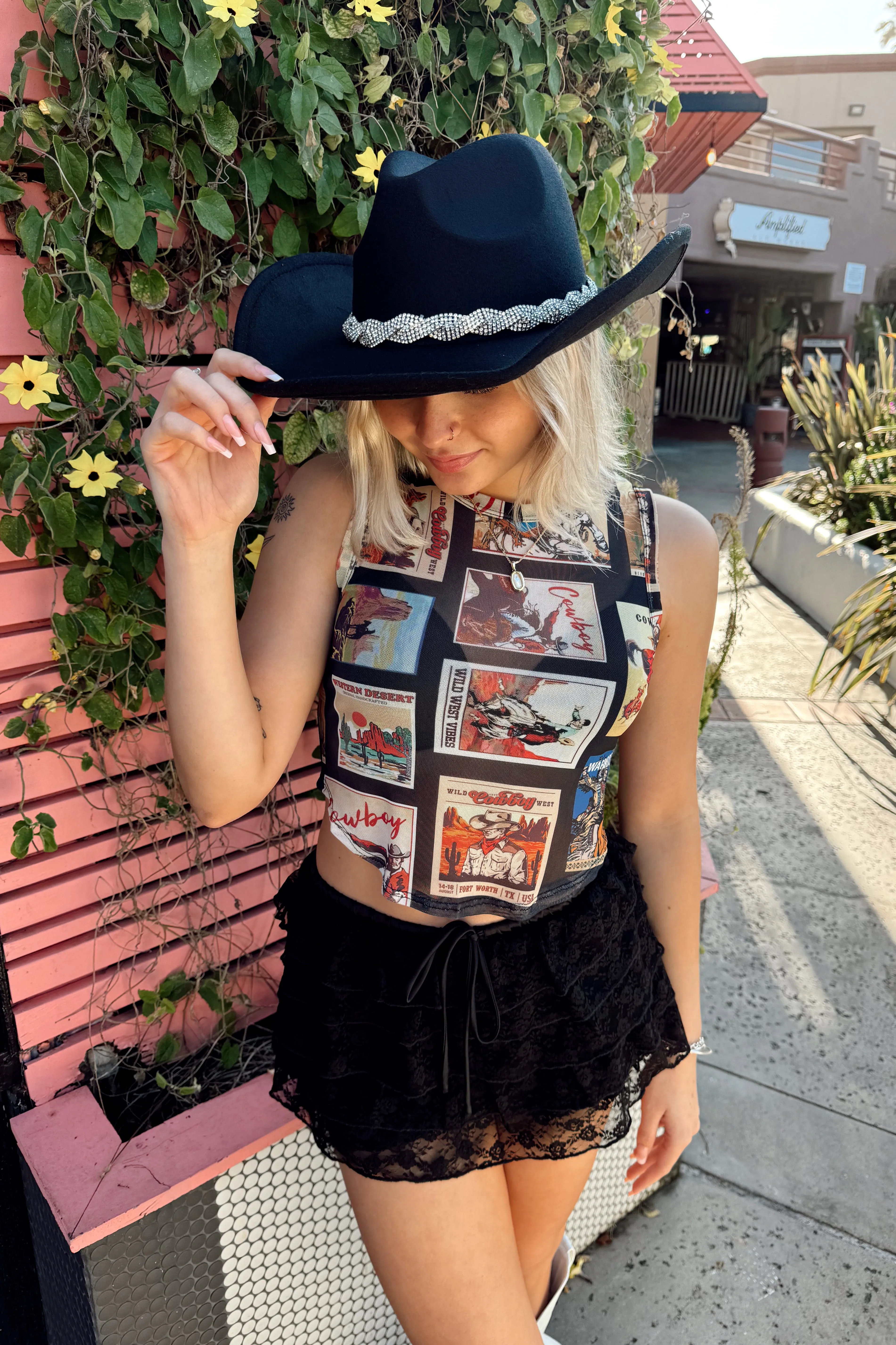 Relaxed Silhouette Western Stamped Mesh Crop Tank