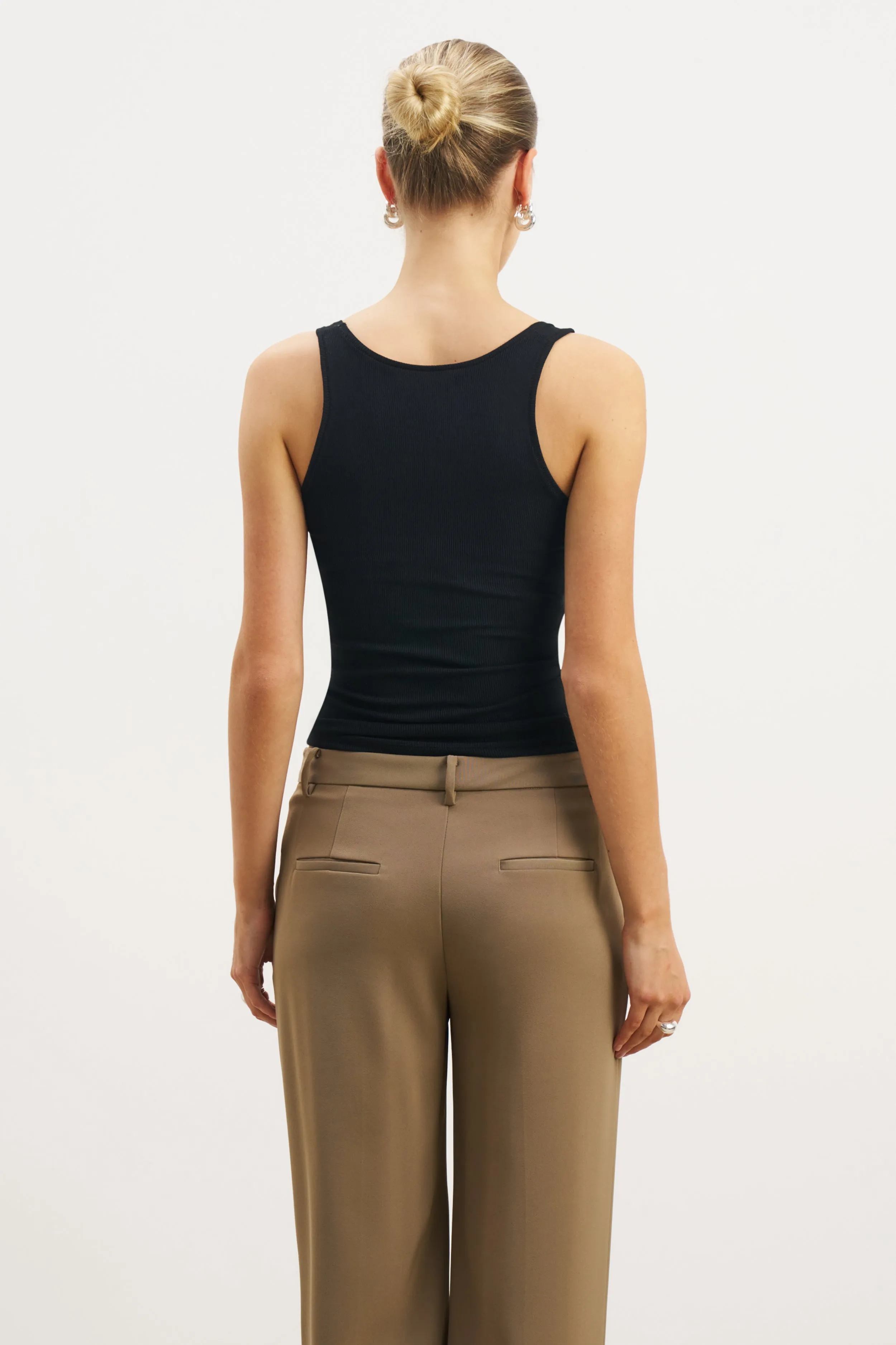 Soft Ribbed Tank Top - Black Reinforced Stitching Hypoallergenic Fiber