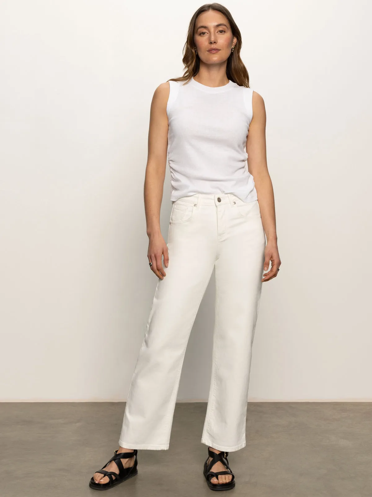 Cozy Layer Soleil 90's Straight High Rise Jeans White