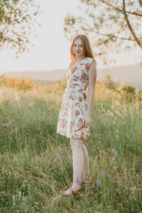 Spicy Xena in Oat Woodland Wonder Relaxed Fit Look