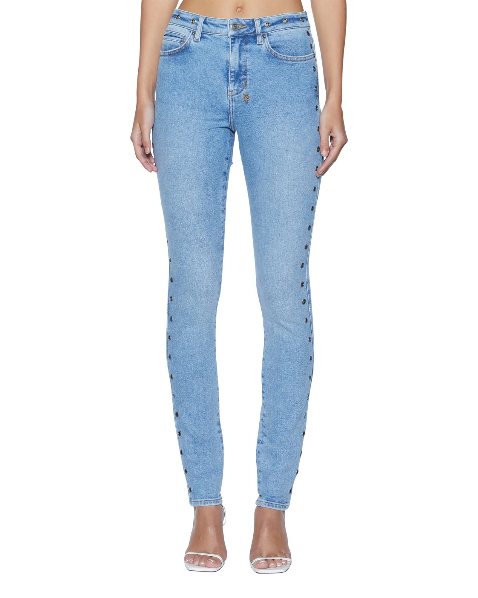 SPRAY ON XTRA CHROMA Year Round Piece