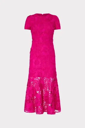 Tahlia Lace Dress Slim Shape Minimalist Fit