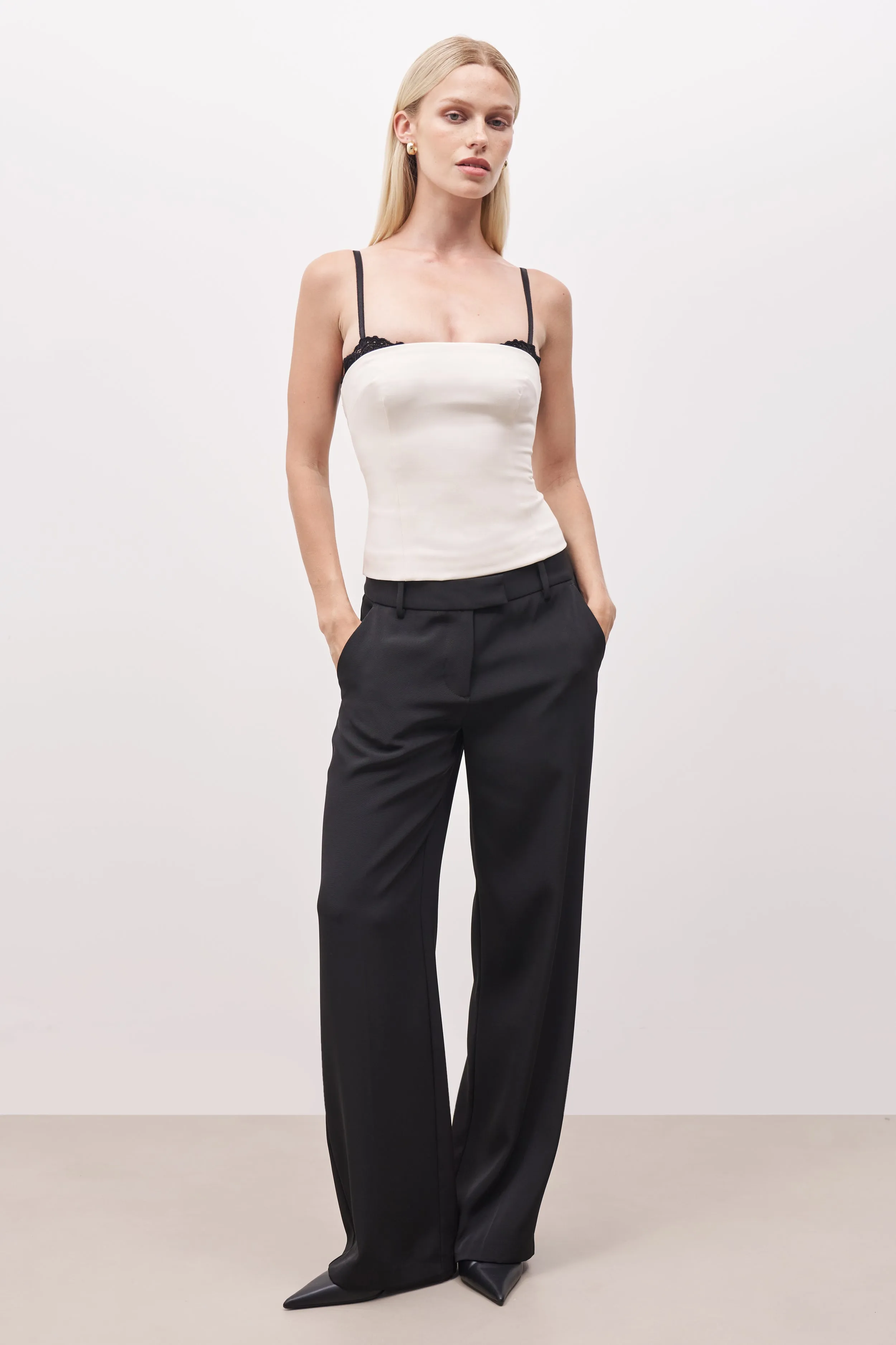 Loose Tee StretchFit Design Tailored Bra Detail Bustier - Cream/Black