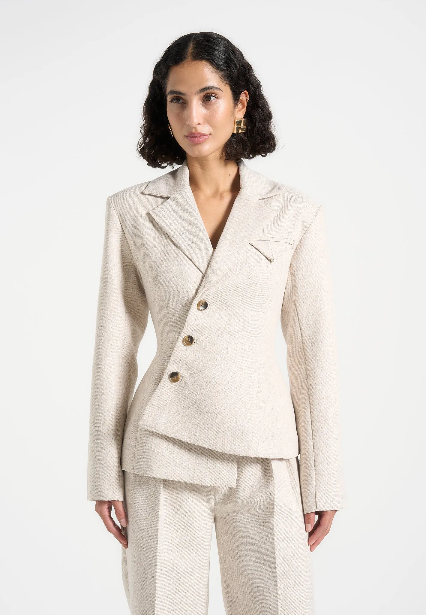 Thalia - Tailored Asymmetric Double Breasted Blazer - Light Beige Crisp Wearable