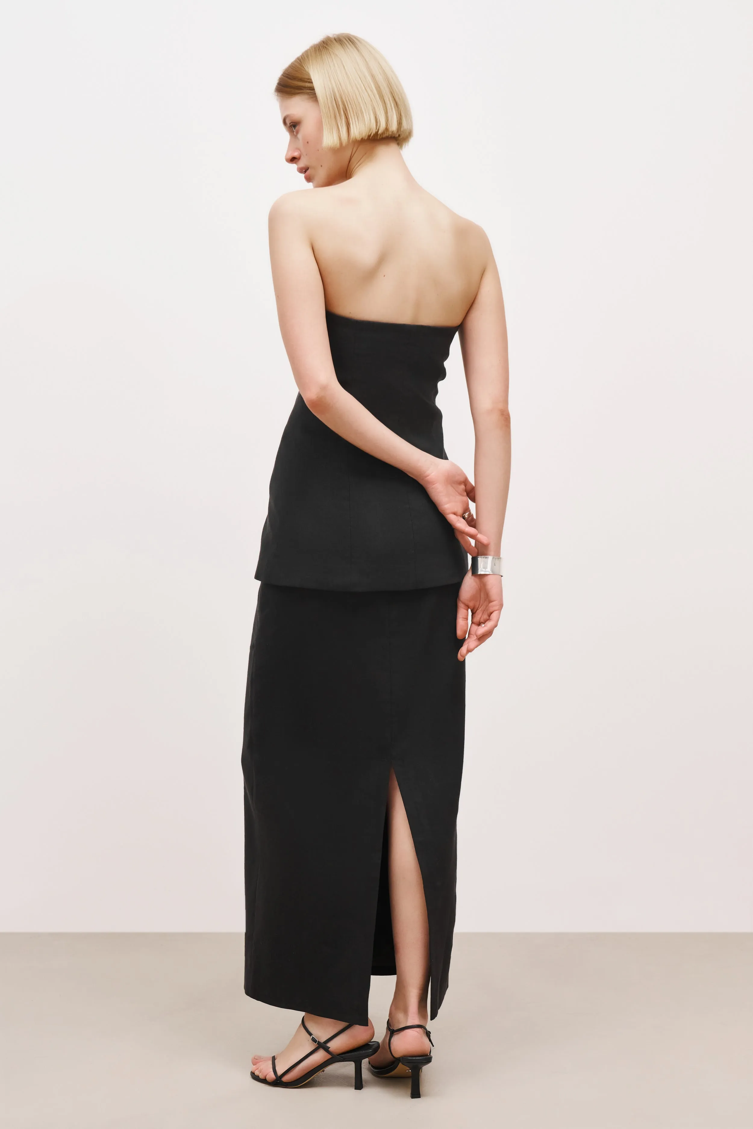 Strapless Linen Bustier - Black Minimalist Cuff