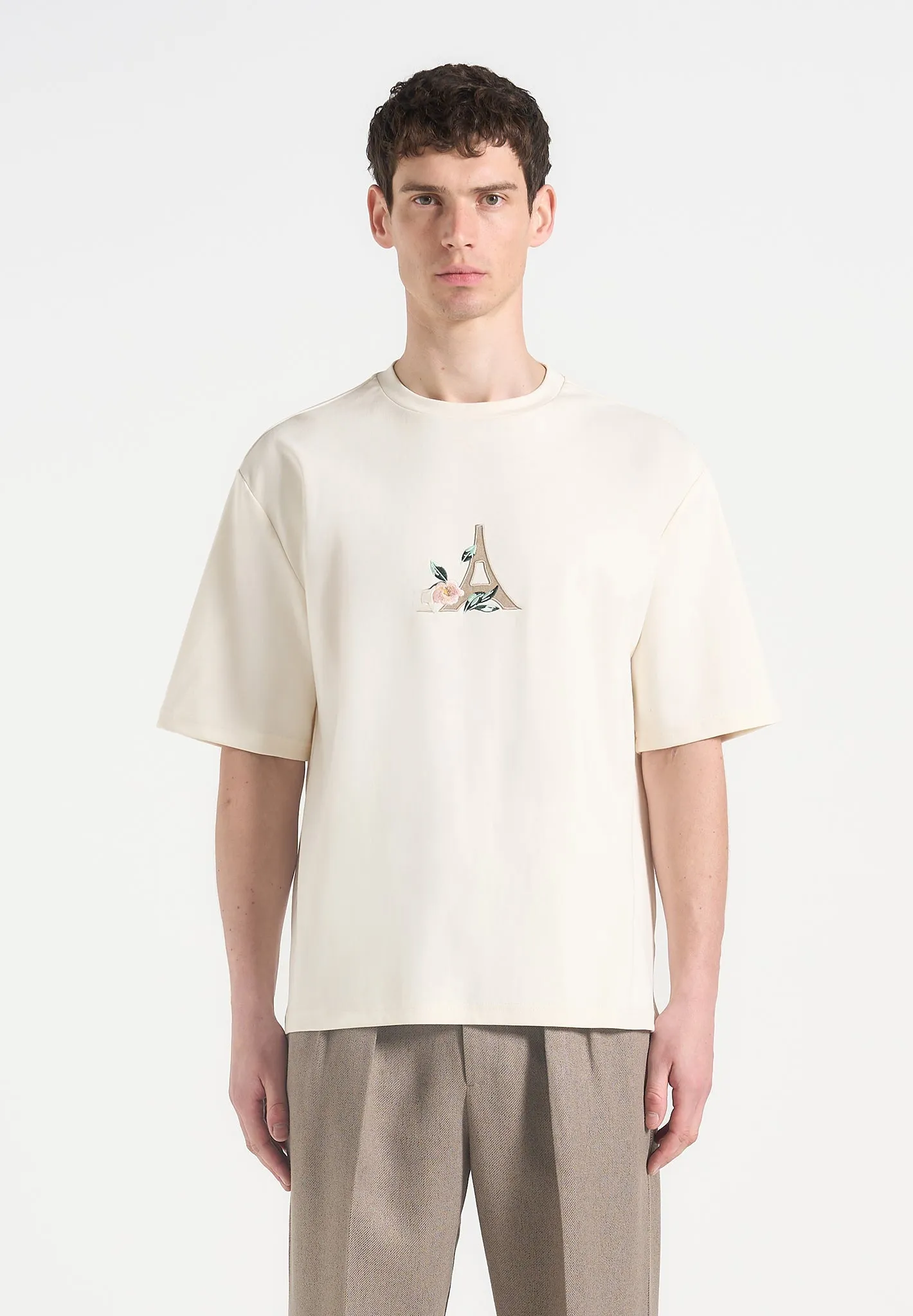 Reinforced Elbow Patches Chic Ensemble Thierry - Floral Eiffel Cotton T-Shirt - Cream