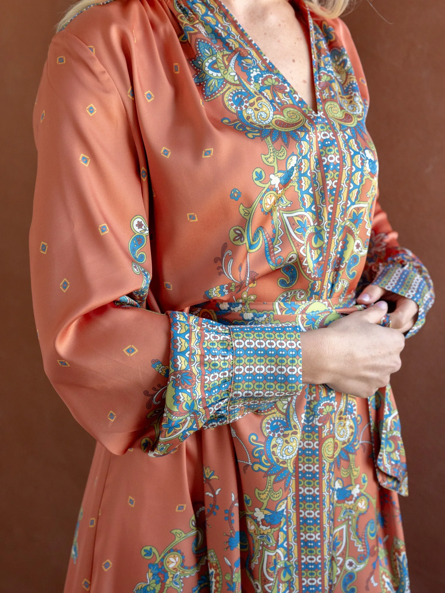 Sara Paisley Dress Boho Aesthetic One Piece Look