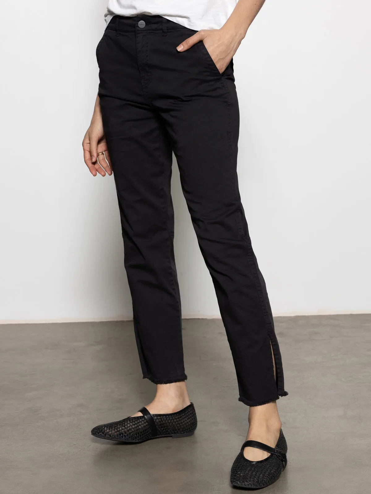 Trade Maker Standard Rise Pant Black Tapered leg