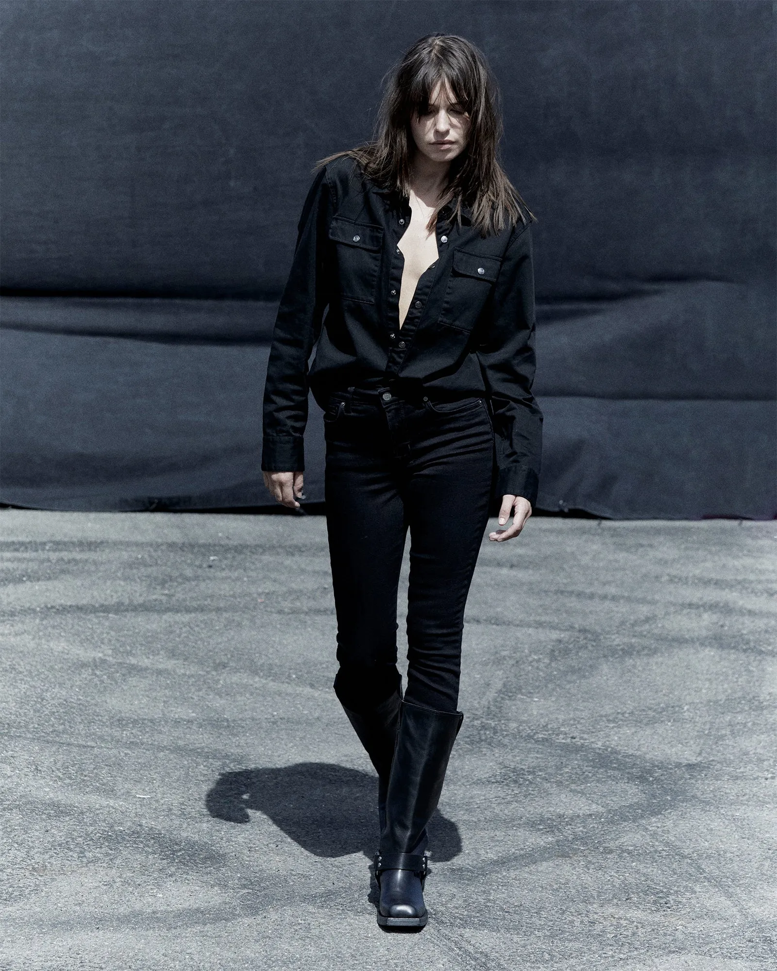 SPRAY ON JET BLACK Classic Wear Party Look Outfit Ready Style