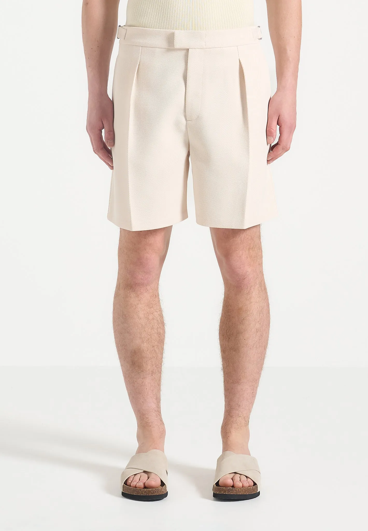 Layered Look Marin - Twill Pleated Shorts - Cream