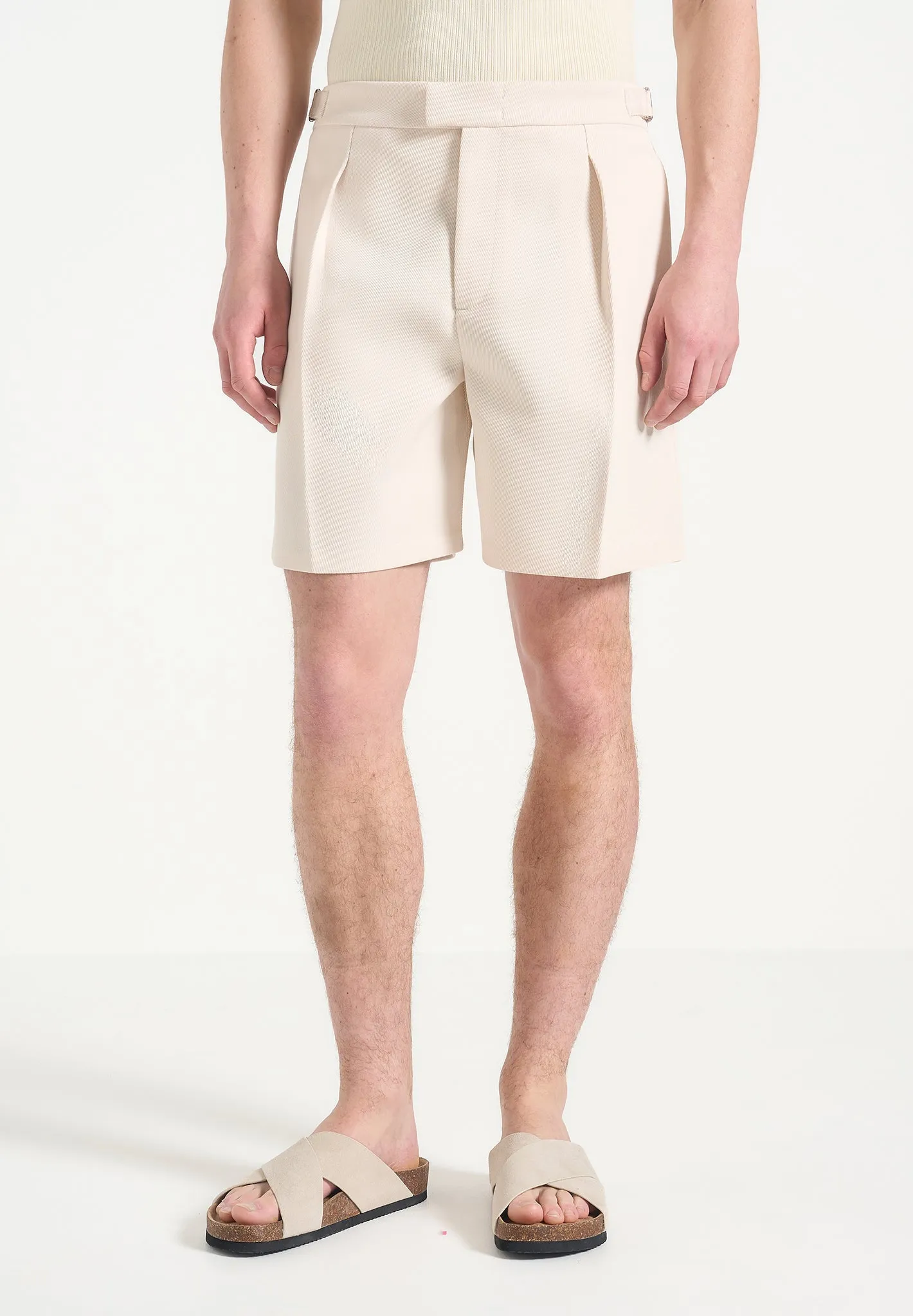 Marin - Twill Pleated Shorts - Cream CollapsibleFrame