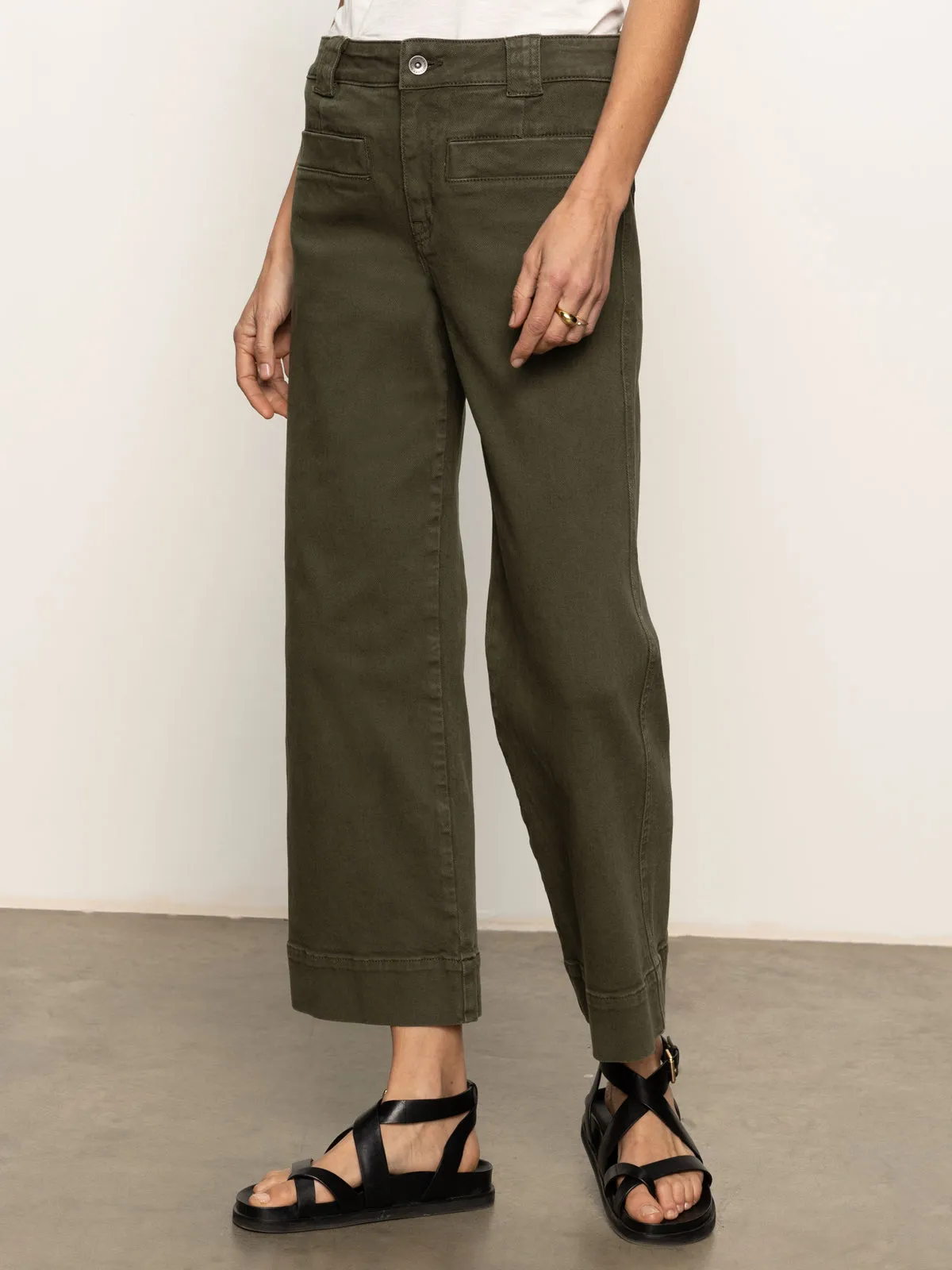 Loose cut Multi-way wear Voyage Standard High Rise Crop Pant Kalamata