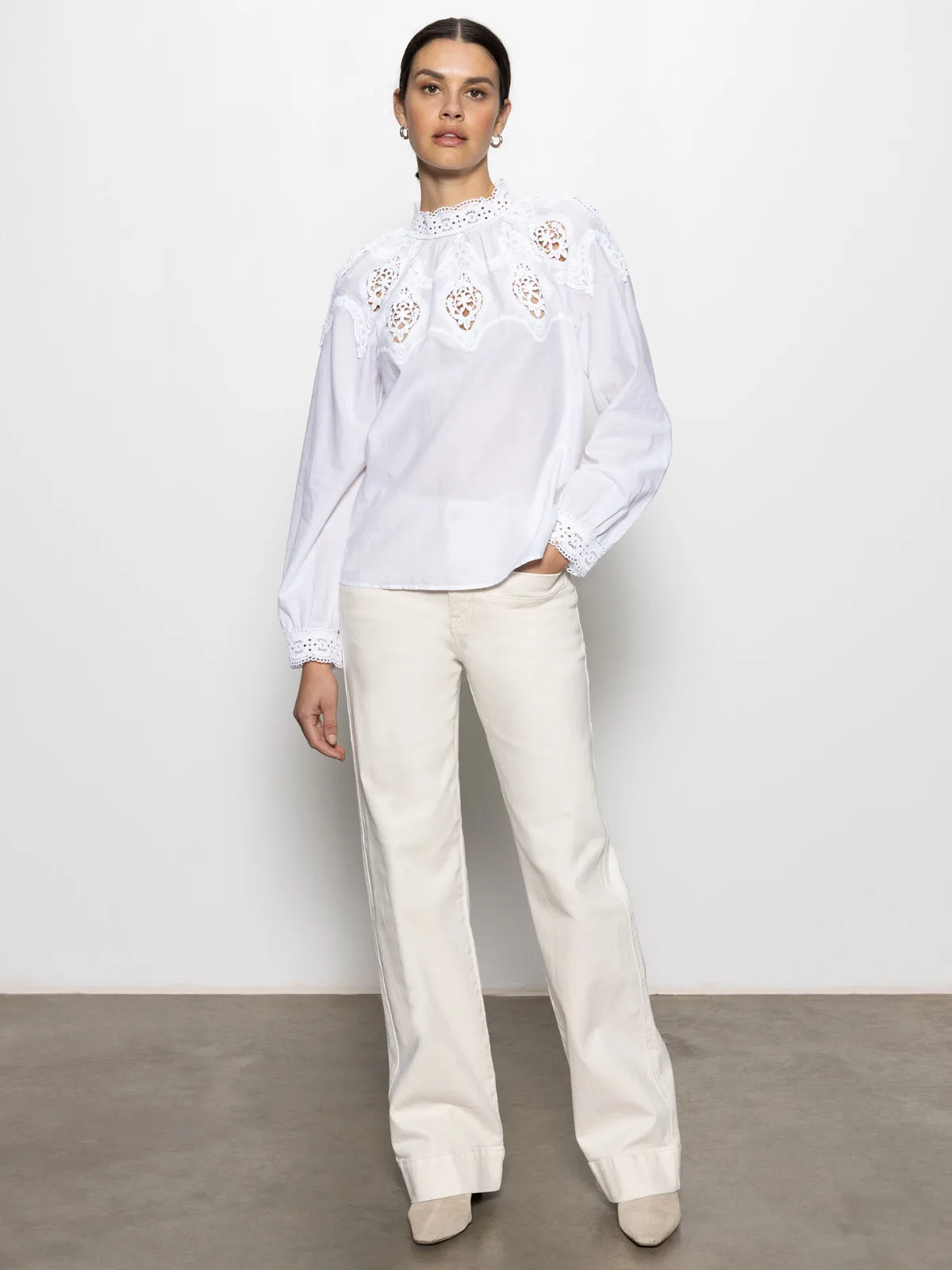 Voyage Standard Rise Full Length Pant Light Oat mesh ventilation