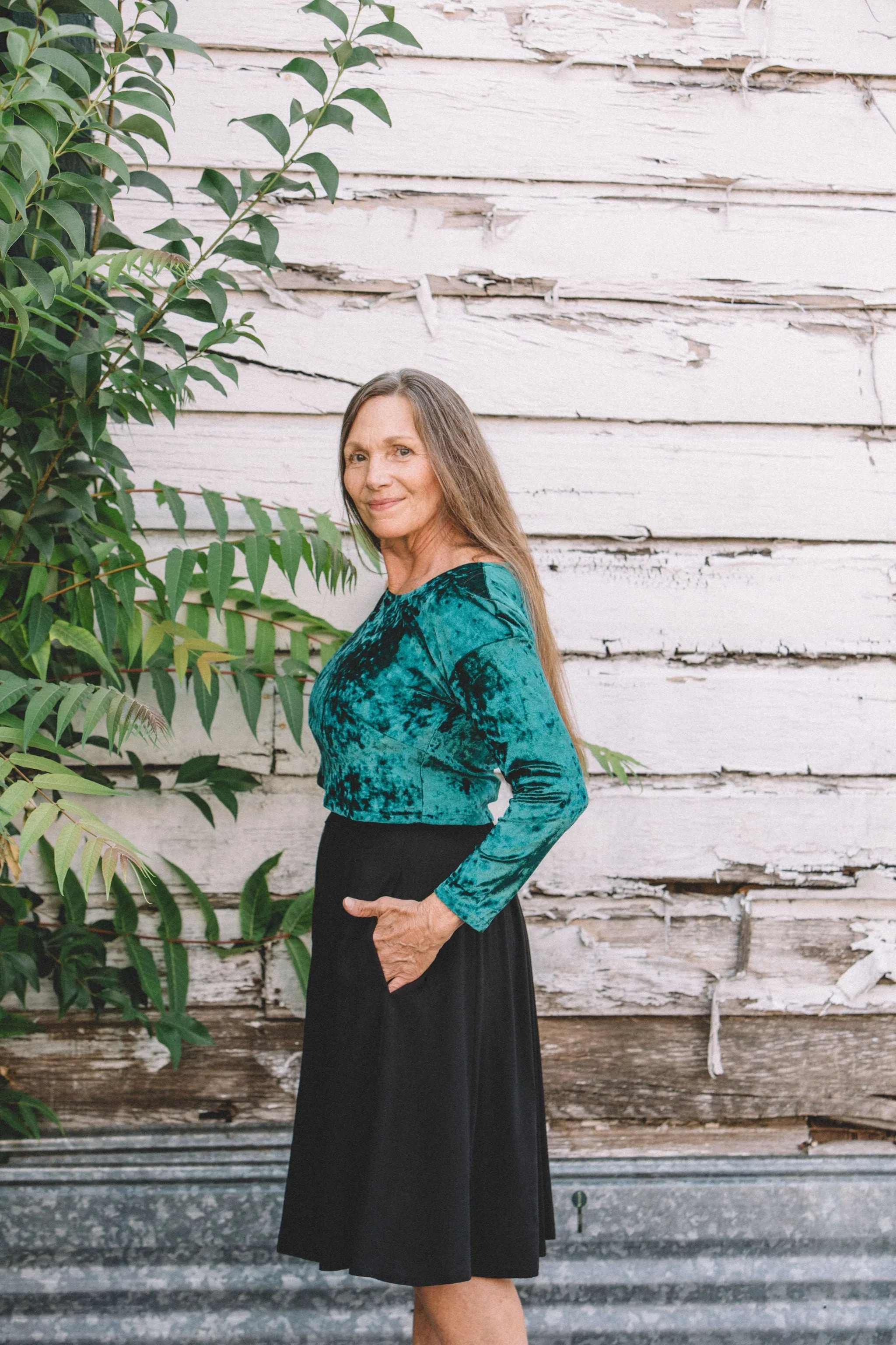 Cold-Weather Apparel Shelby Crop Top in Spruce Crushed Velvet