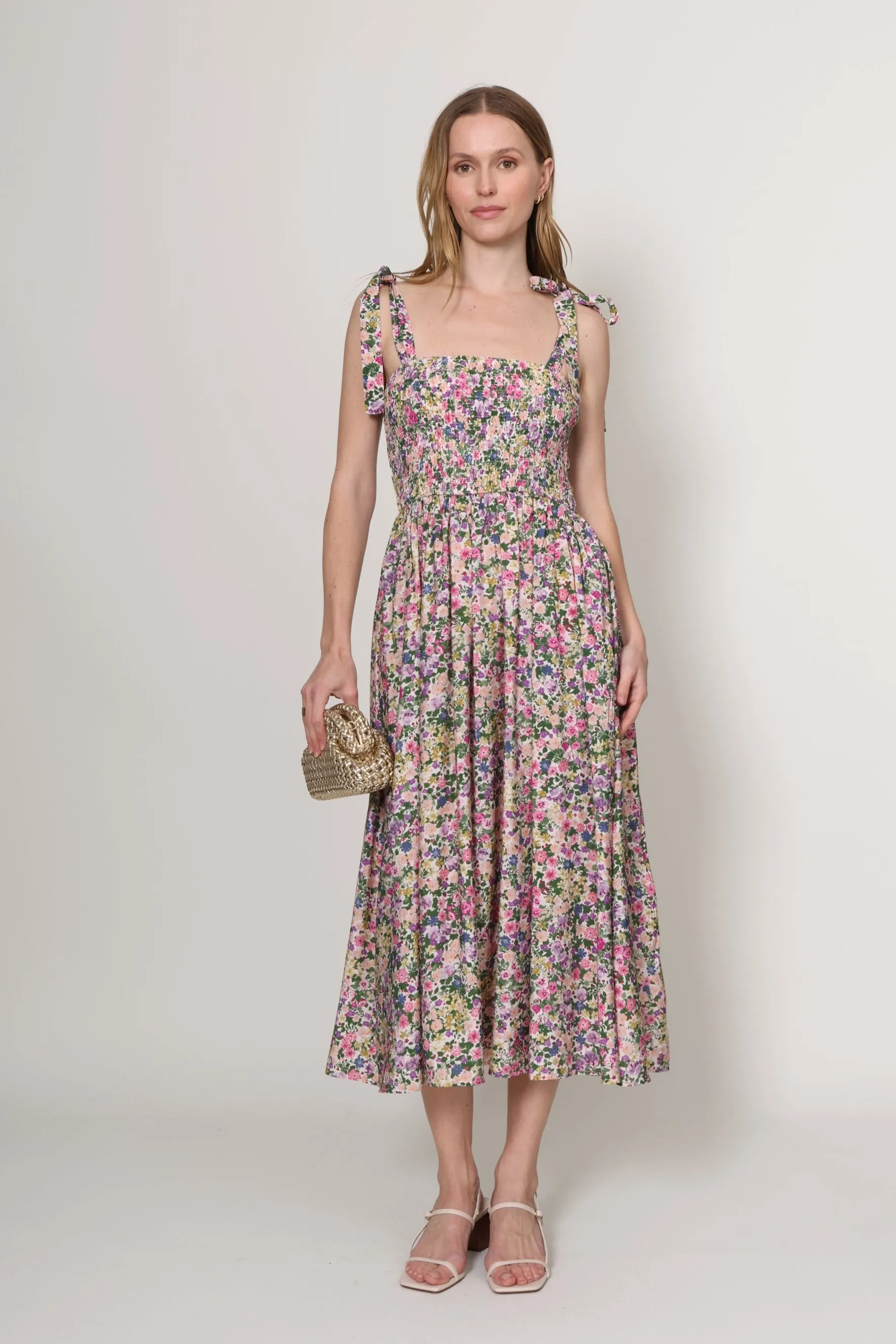 Layer Light Spring-Season Wild Blossom Midi Dress