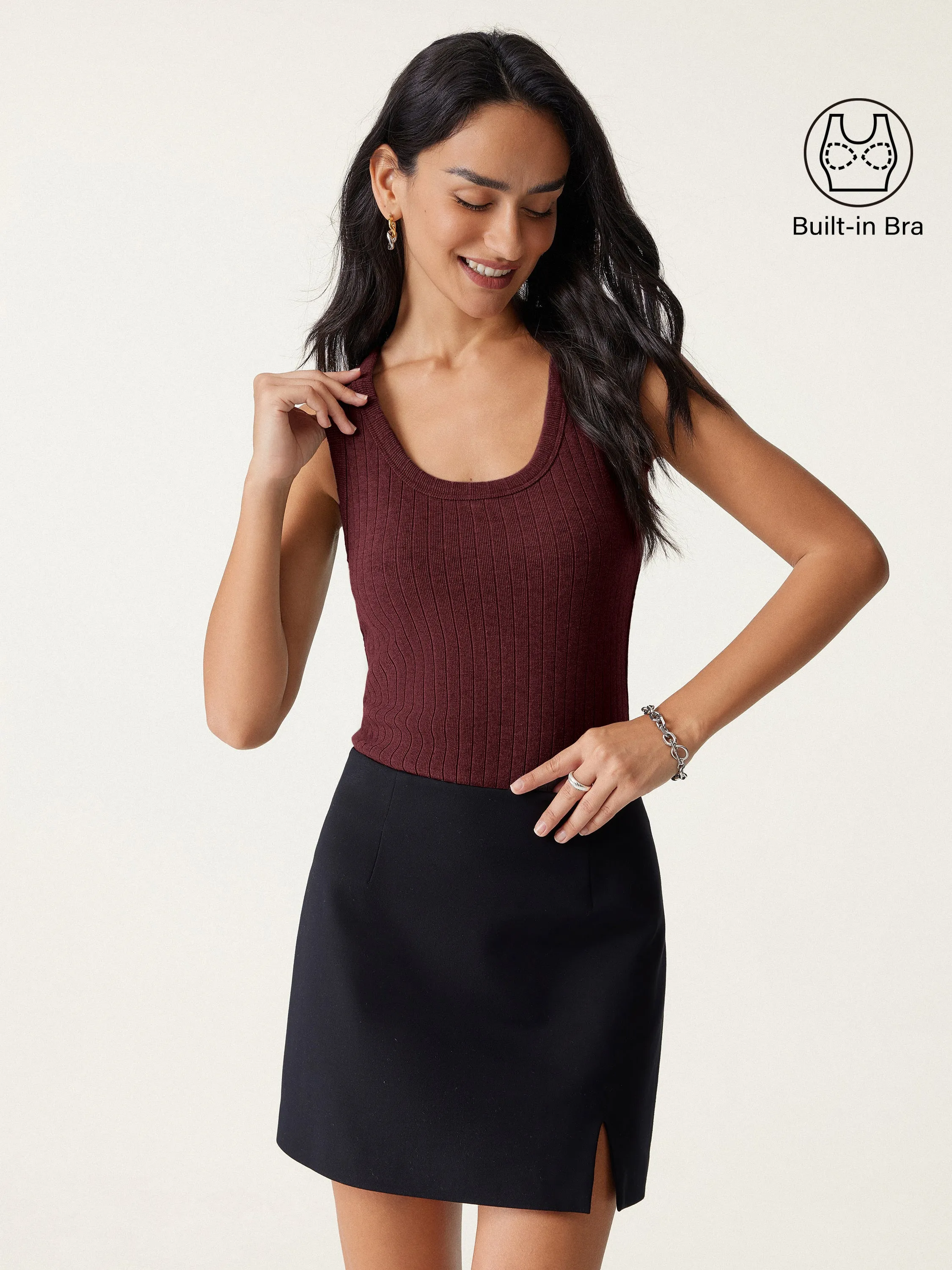 Tapered Side Panels Lightweight Weave Material Wide Rib Scoop Brami Tank