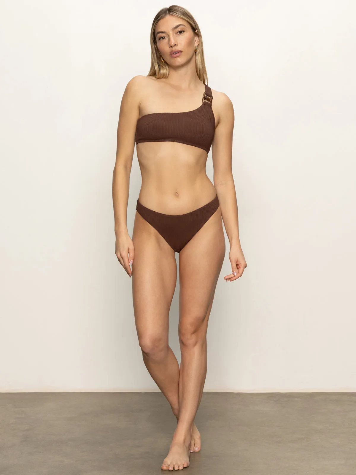 Stay Connected One-Shoulder Bikini Top Espresso Airy Mesh Lining